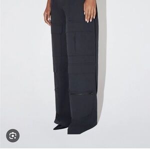 NWT KHY Black Cargo Pants sz M